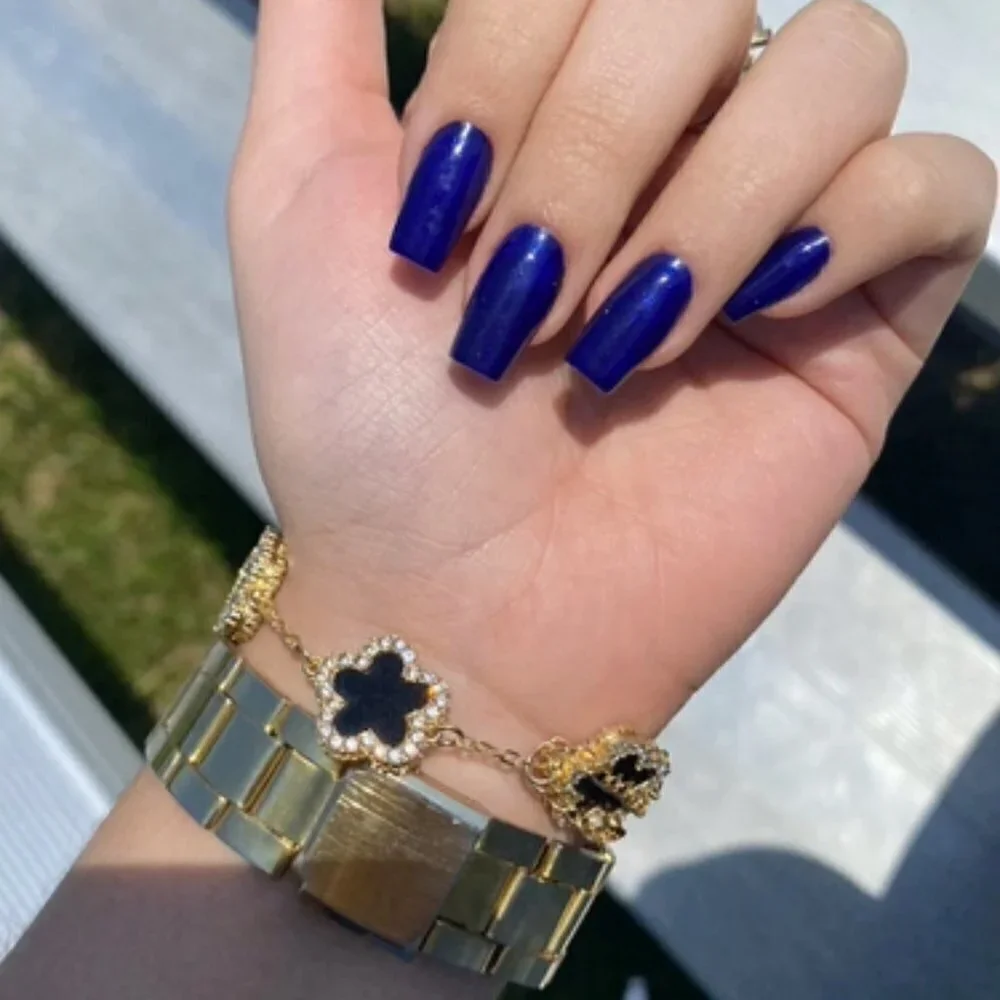 Elegant Five-Leaf Clover Cubic Zirconia bracelet - Picture 1 of 6